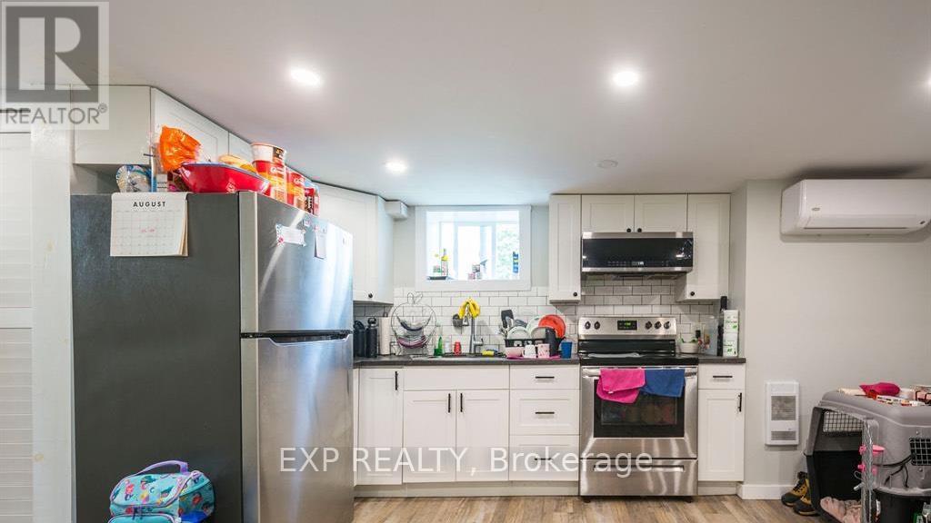 UNIT B - 99 BAY DRIVE
