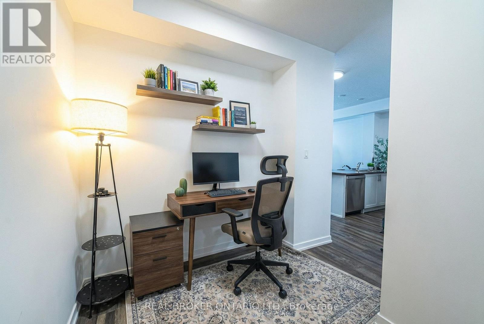 436 - 101 SHOREVIEW PLACE