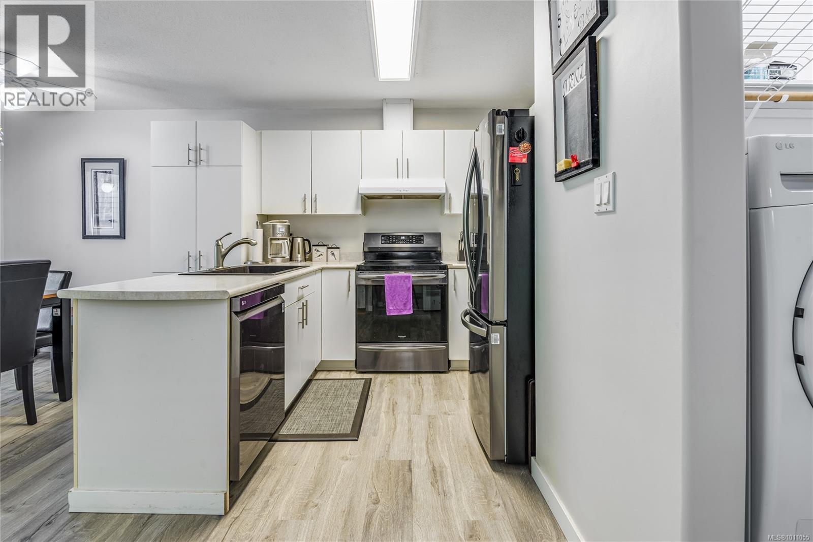 10 396 Harrogate Rd