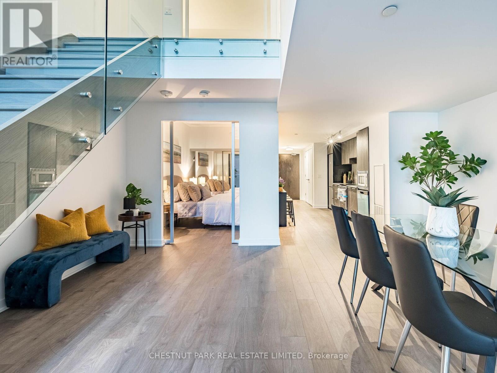 408 - 18 MAITLAND TERRACE