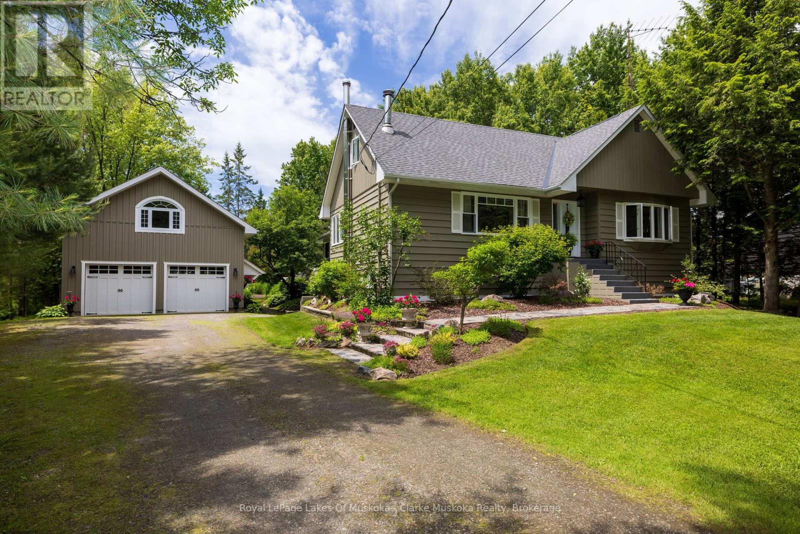 43 MAPLE ST