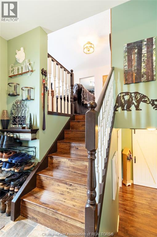 920 DALEVIEW CRESCENT