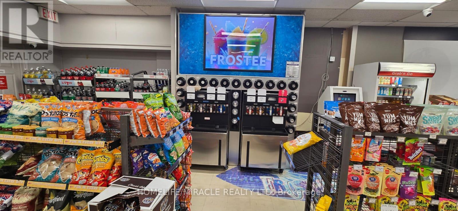 A01 - 800 STEELES AVENUE W