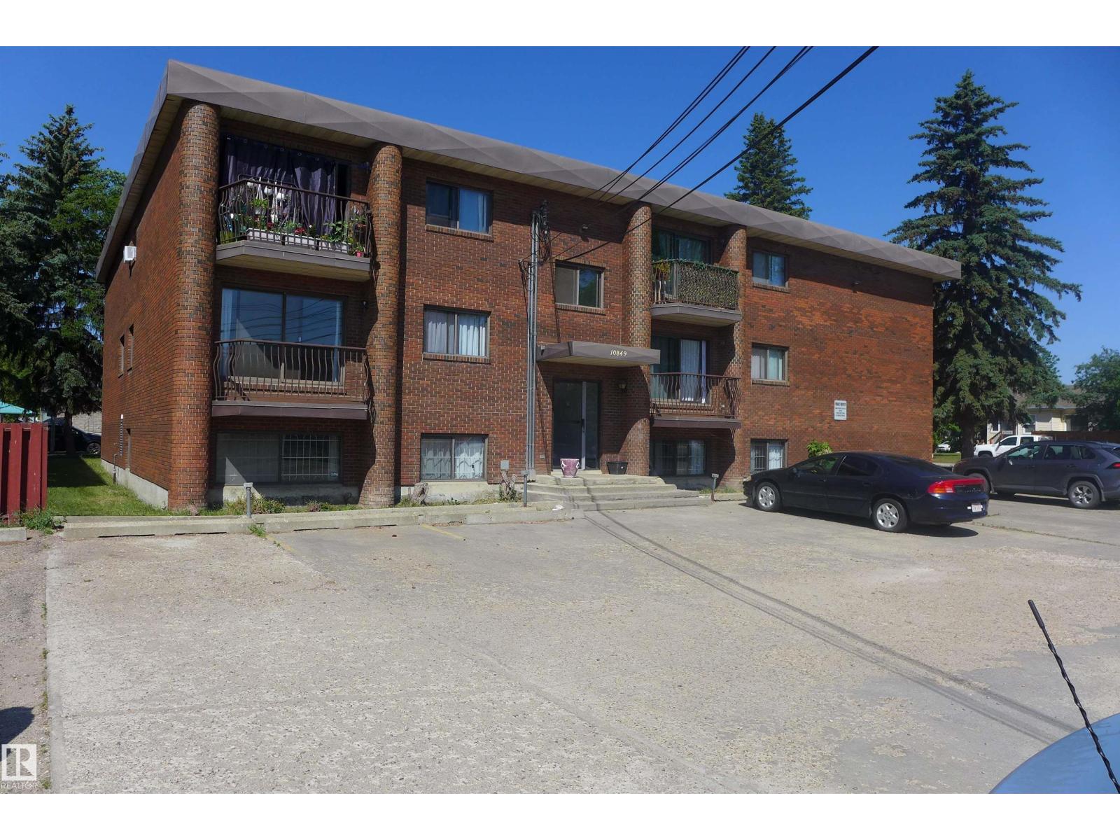 10849 117 ST NW