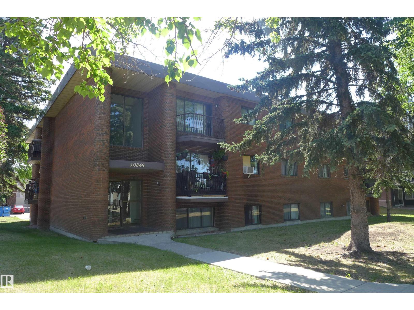 10849 117 ST NW