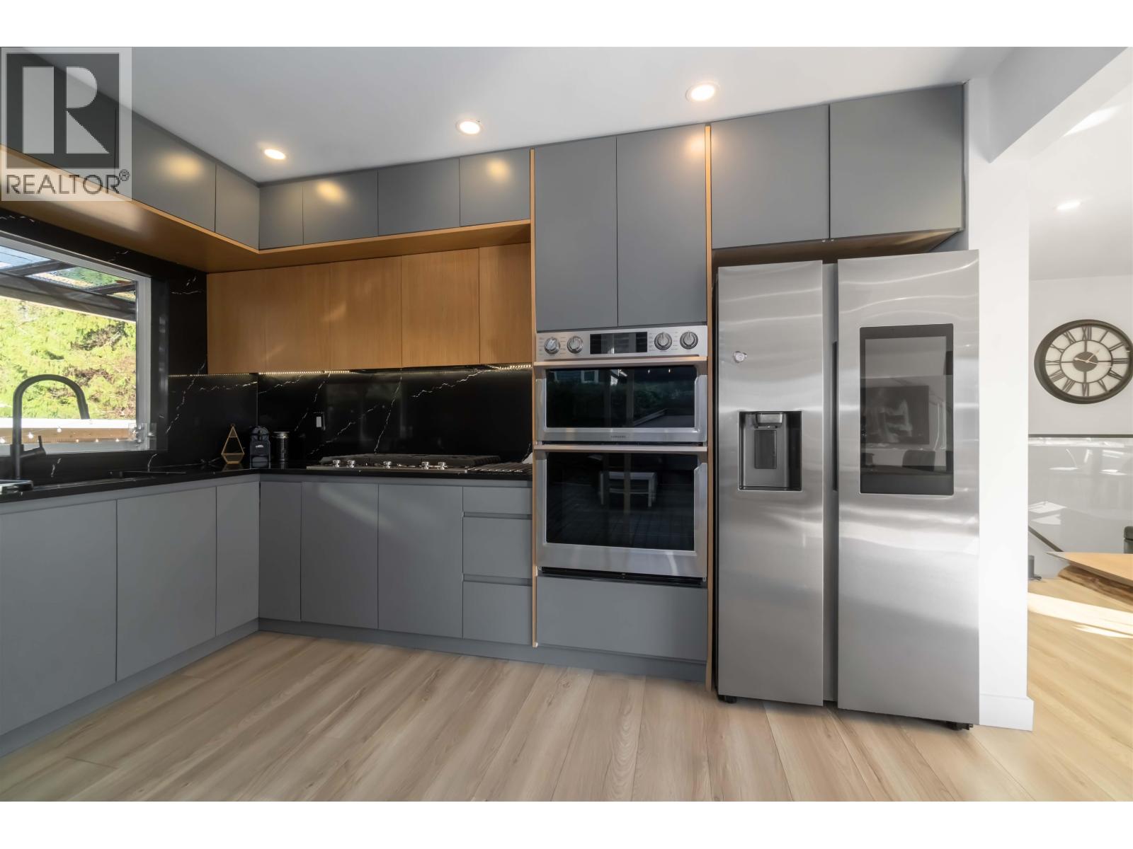 3837 SUNNYCREST DRIVE