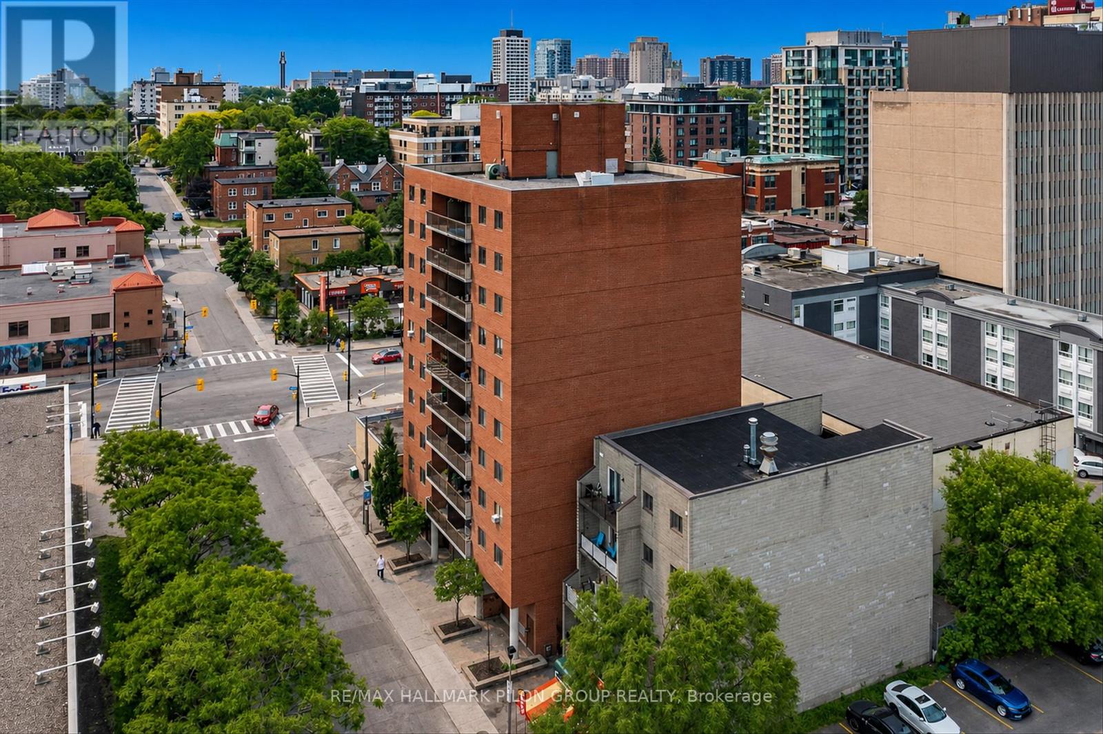 Photo 1 of 22 — 902 - 154 NELSON STREET Unit 902, Ottawa, ON K1N7R5