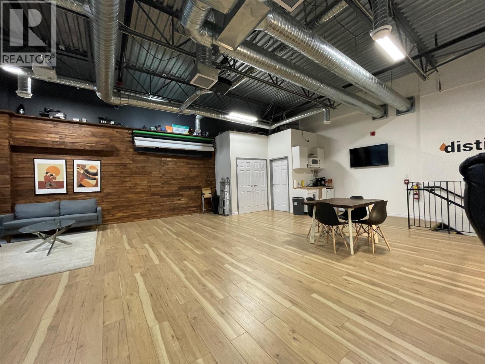 1645 Dilworth Drive Unit# 108