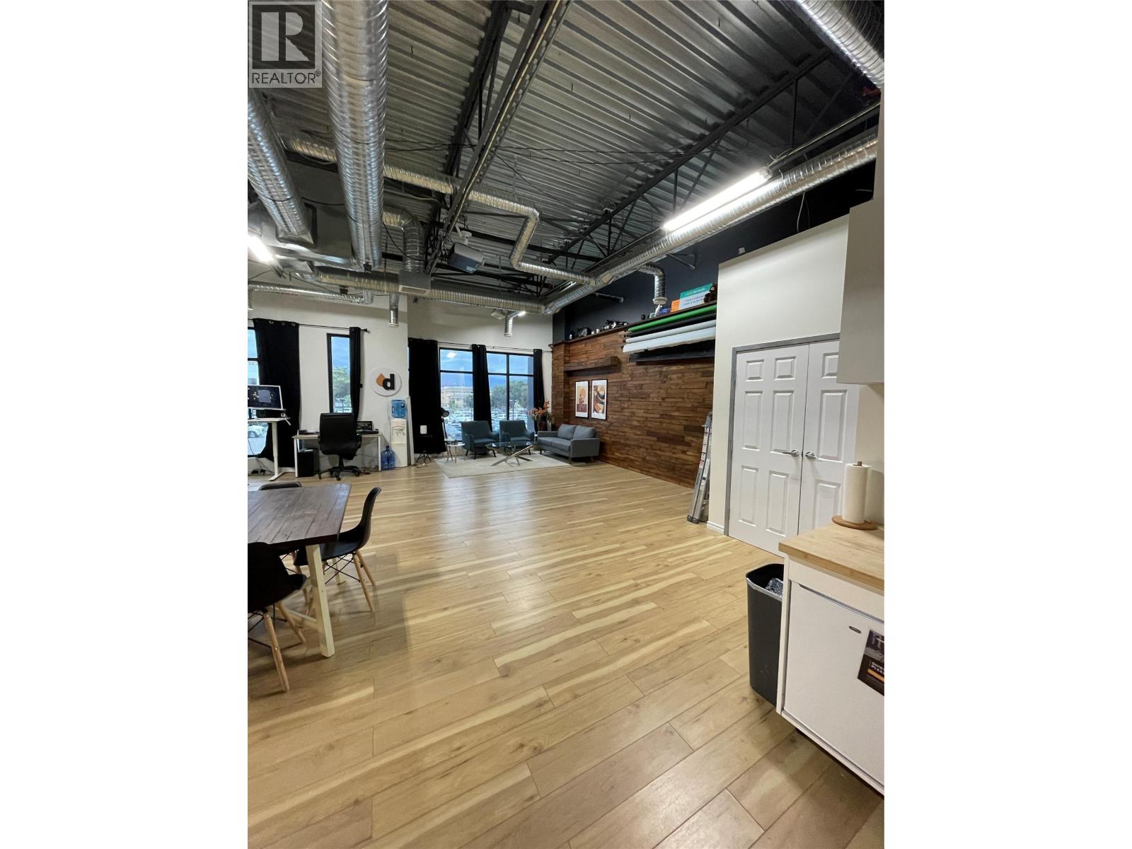 1645 Dilworth Drive Unit# 108