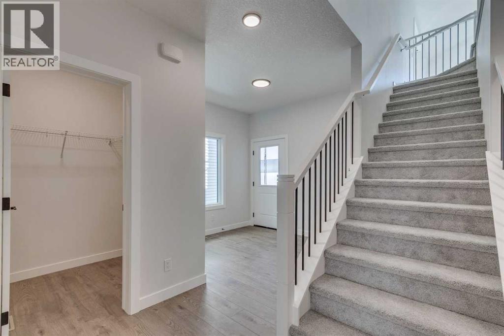 60 Creekside Path SW
