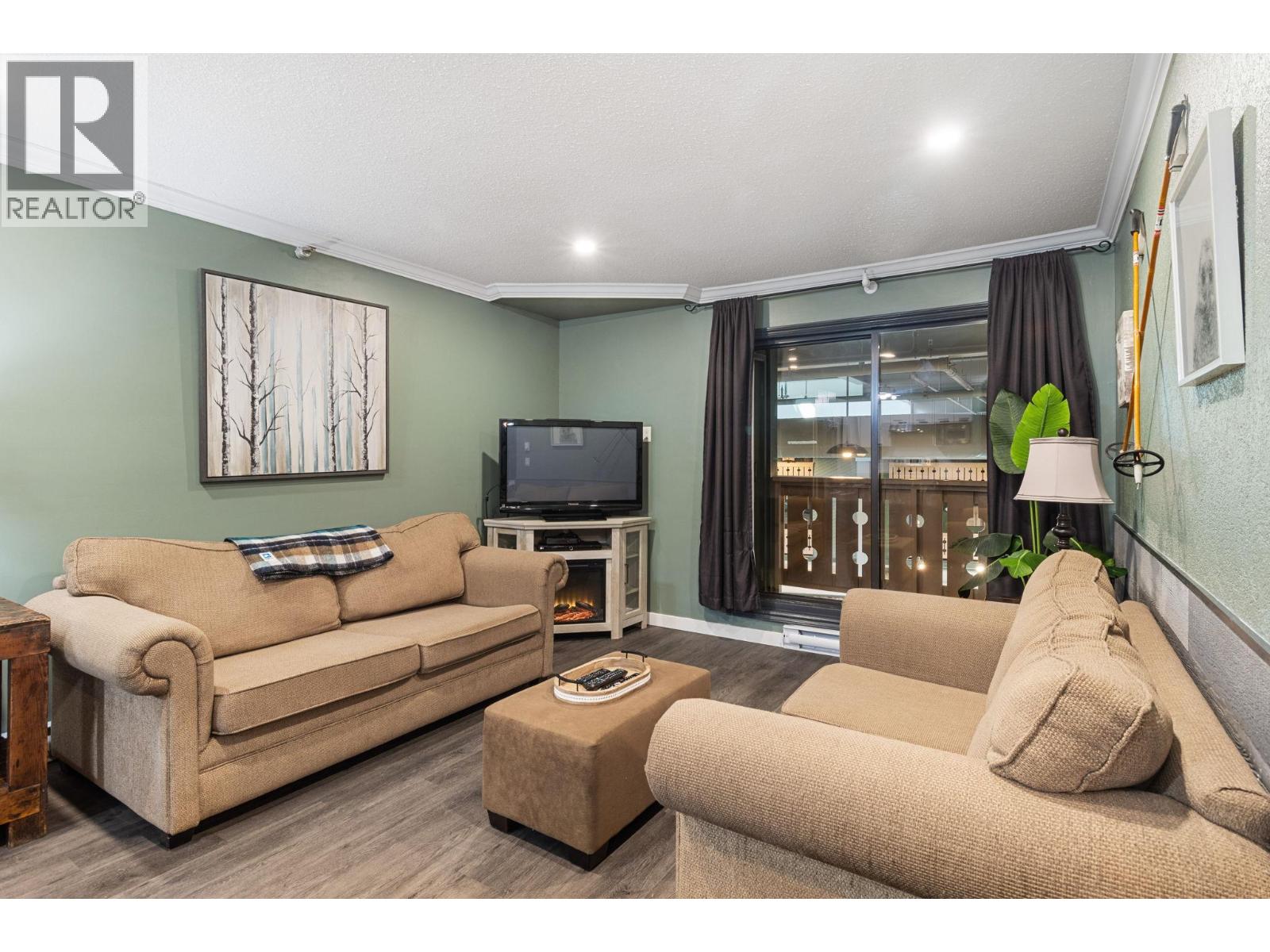 20 Kettle View Road Unit# 321