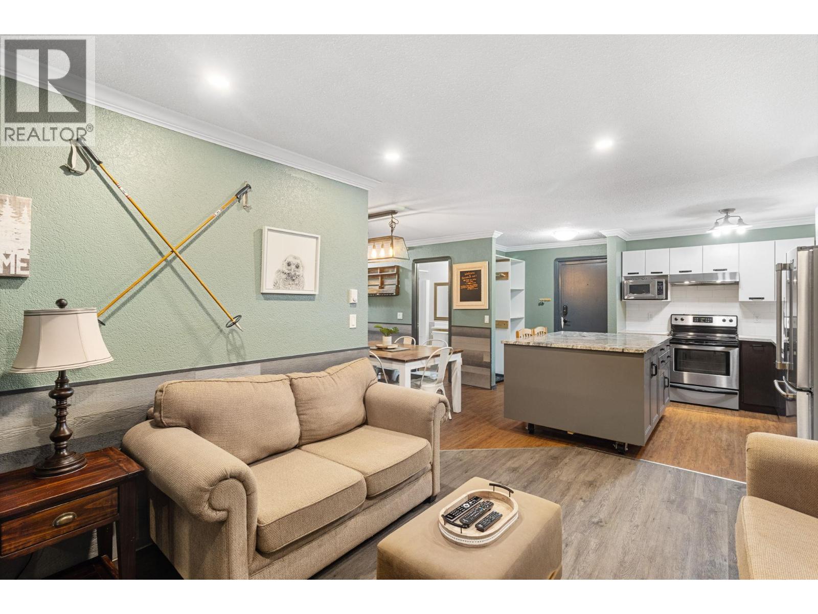 20 Kettle View Road Unit# 321