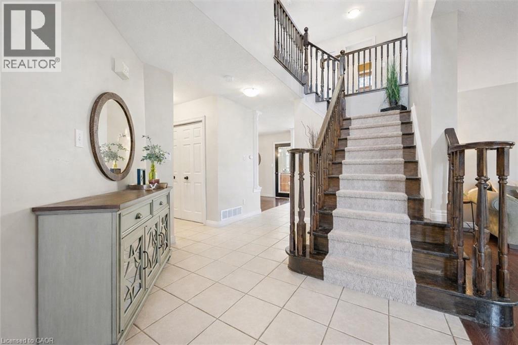 7 HEARTHBRIDGE Street