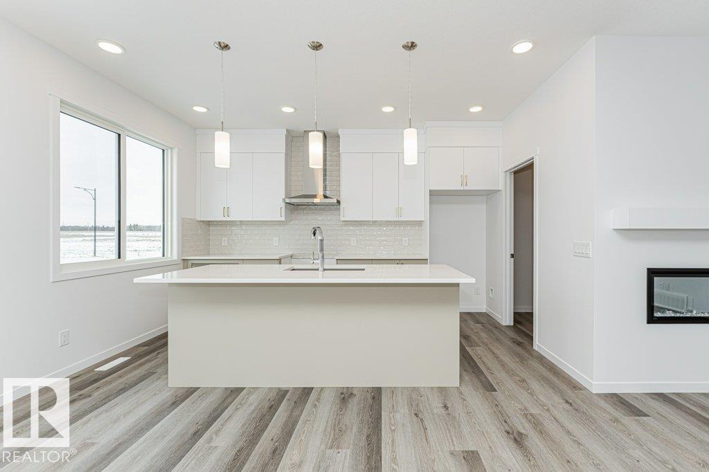 6276 180 AV NW