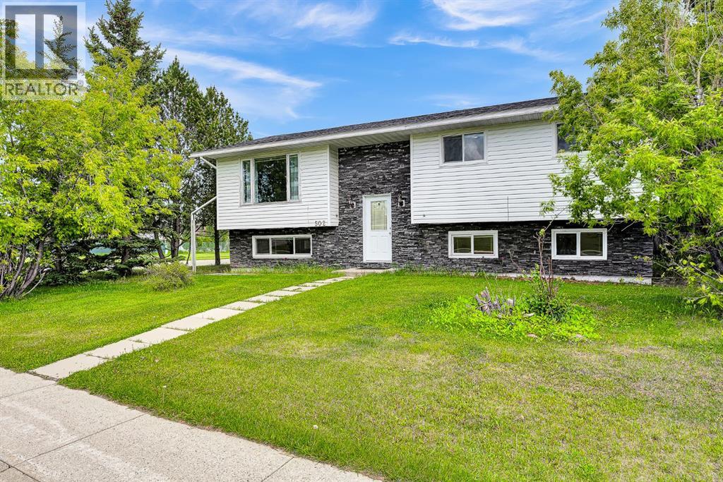 502 Maplewood Drive