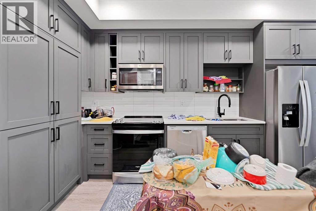 312, 3932 University Avenue NW