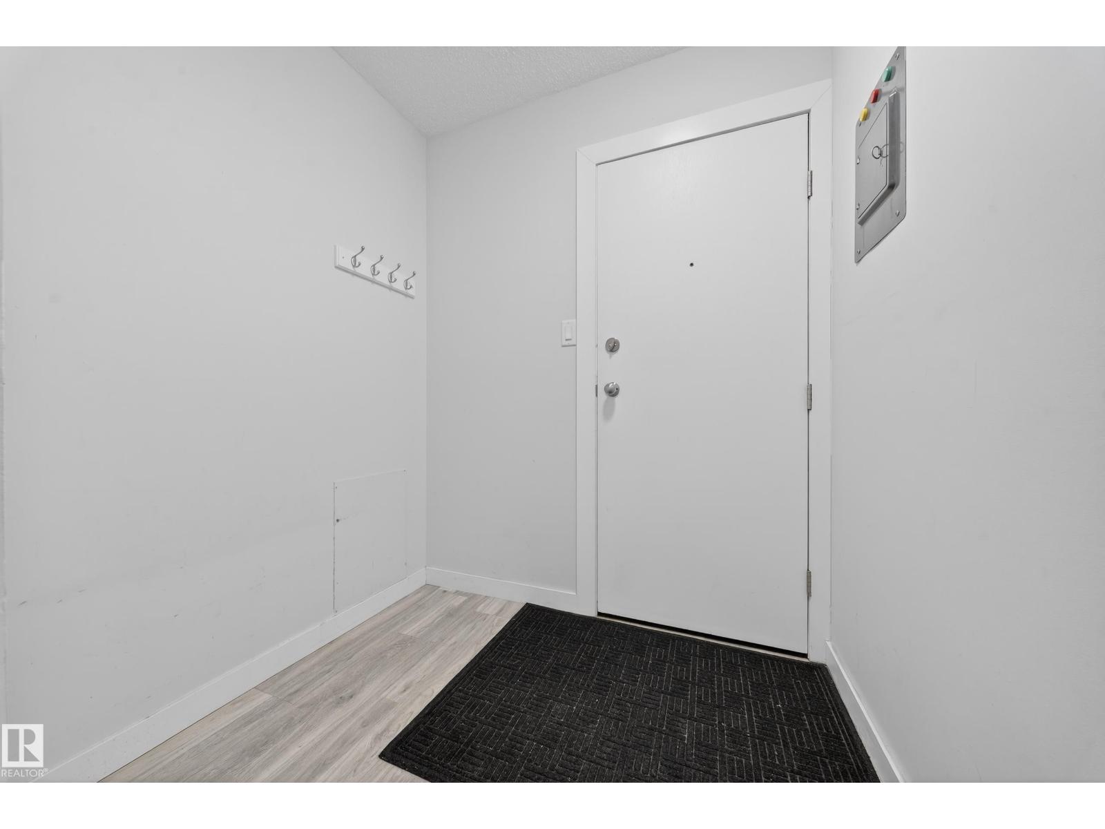 #202 10615 156 ST NW