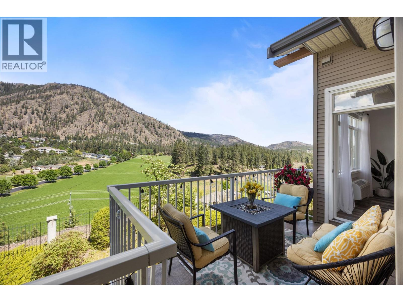 2523 Shannon View Drive Unit# 204