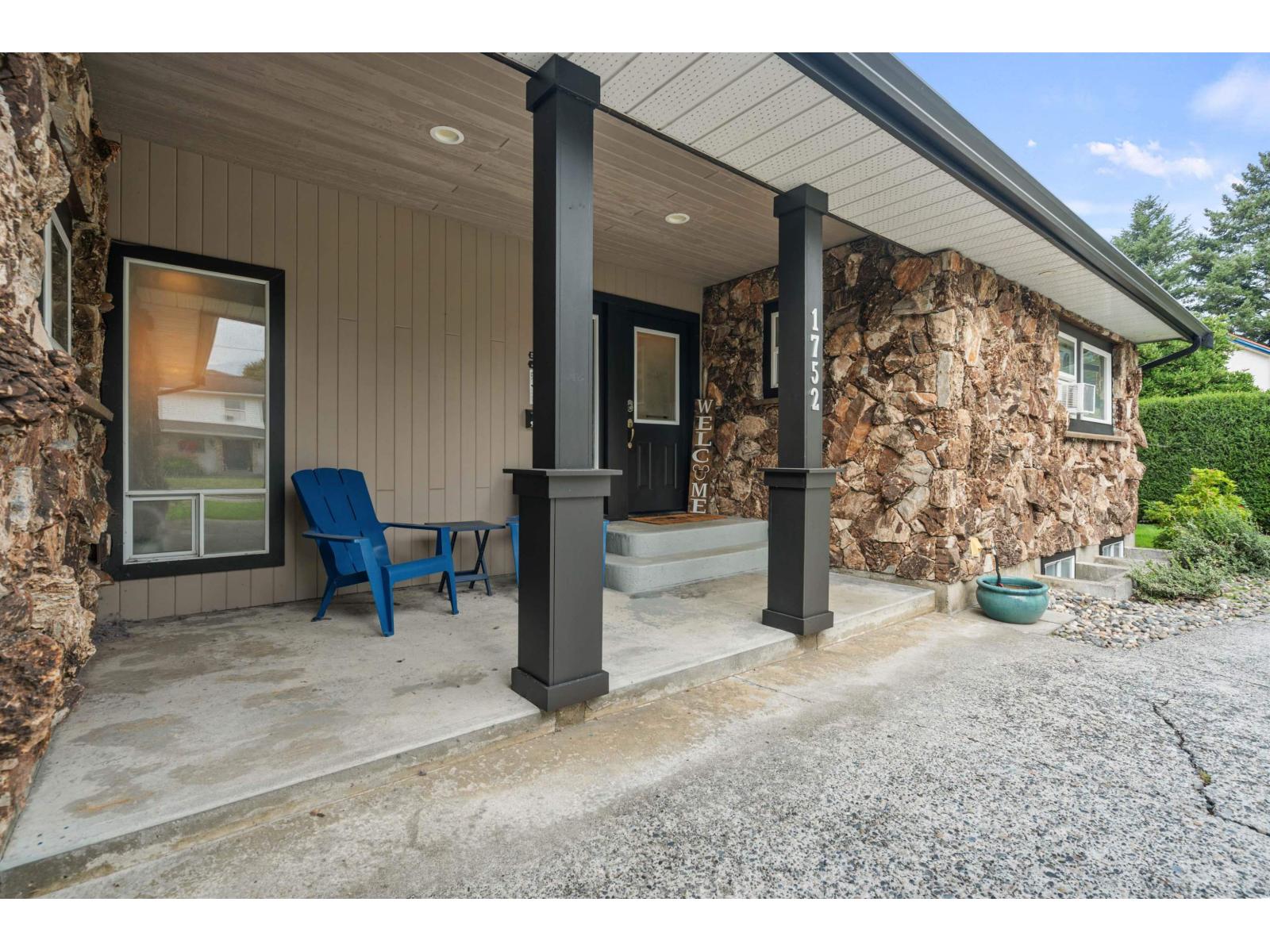 1752 CEDAR PLACE|Agassiz