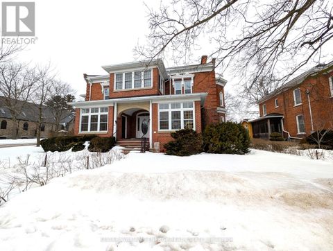 UNIT 4 - 35 KING STREET Prince Edward County (Picton Ward) ON K0K2T0