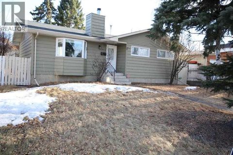 3824 BANTFORD Drive NW Calgary AB T2L1H9