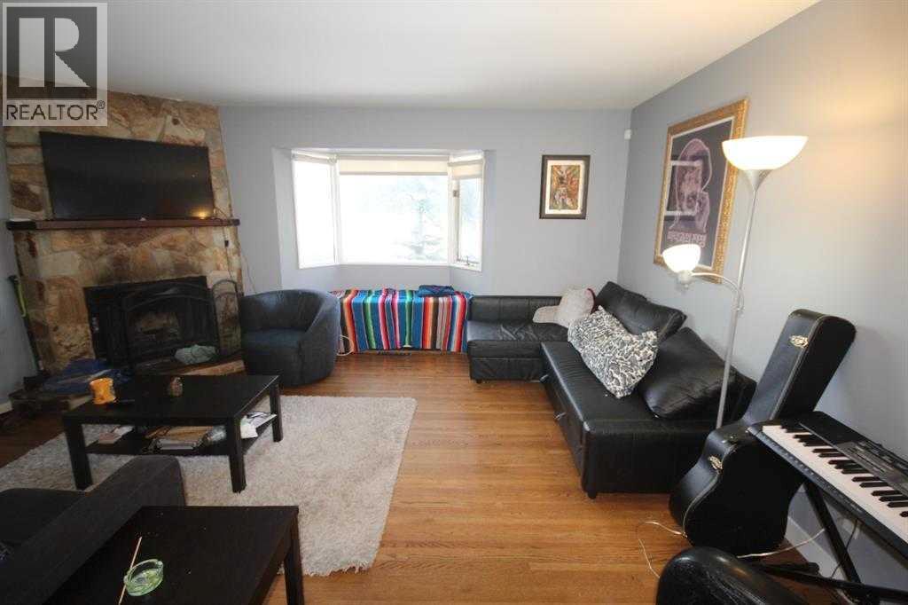 3824 BANTFORD Drive NW