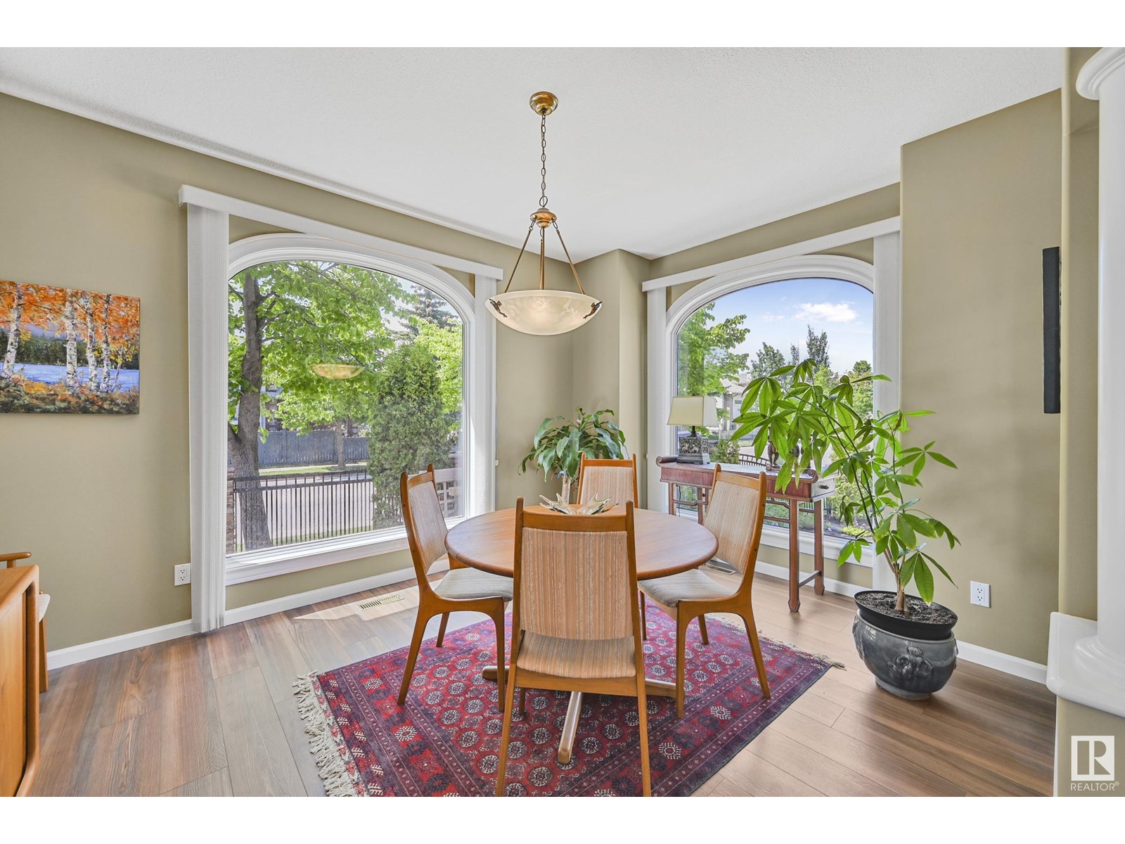 11547 13 AV NW