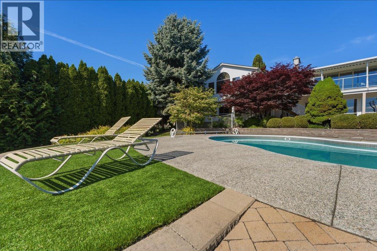 13709 Nash Drive