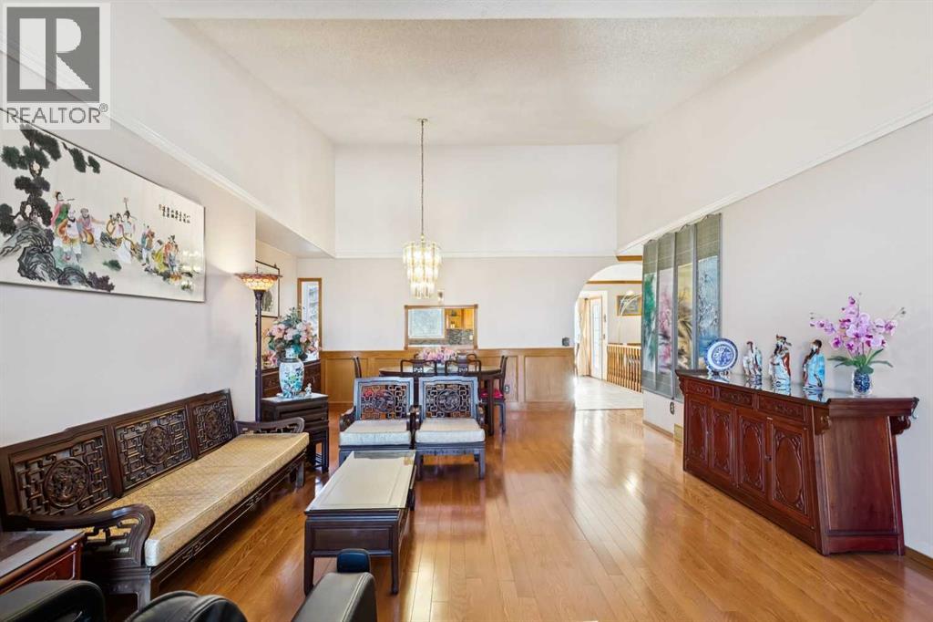 2203 Sirocco Drive SW