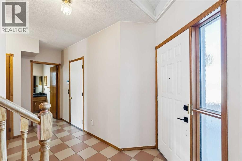 2203 Sirocco Drive SW