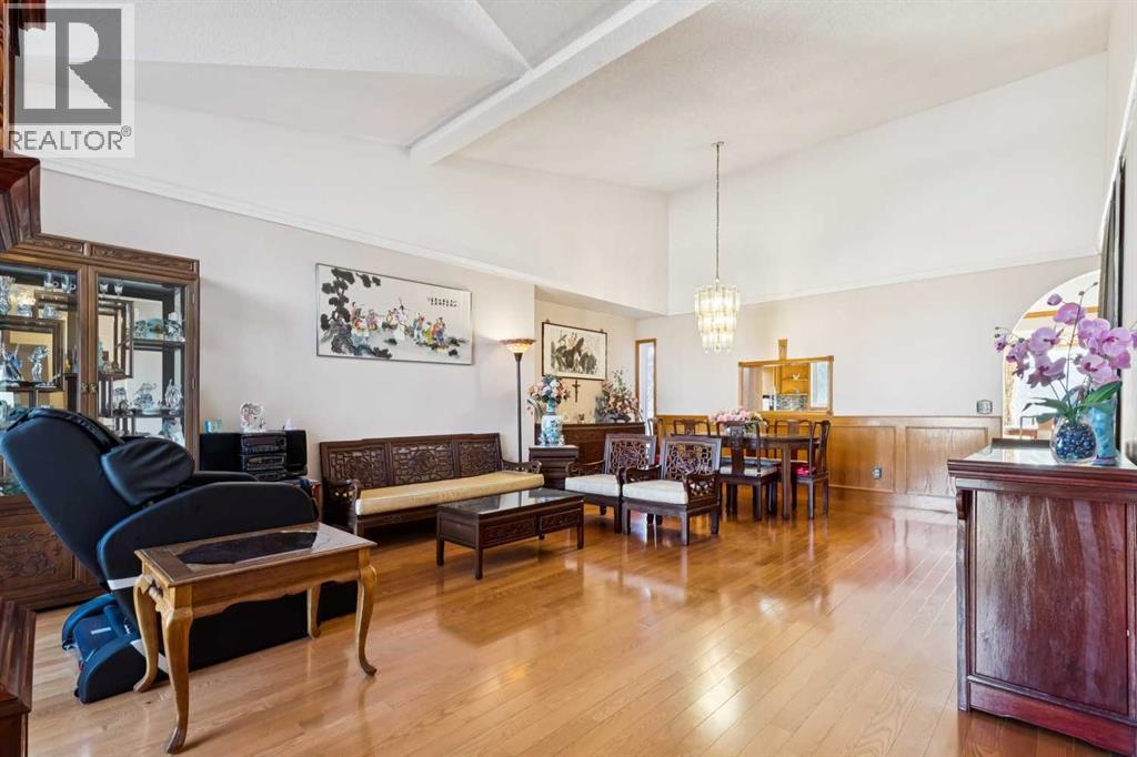 2203 Sirocco Drive SW