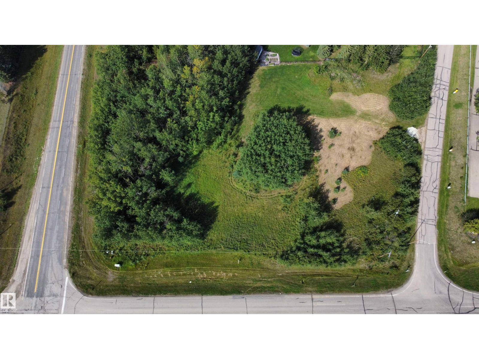 487 LAKESIDE DR