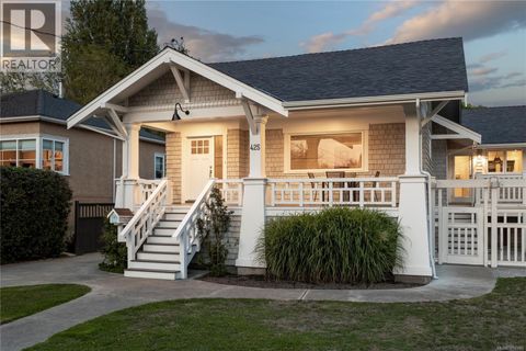 425 Durban St Victoria BC V8S3K2