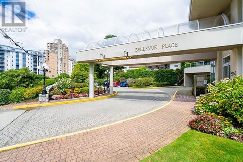 301 2203 BELLEVUE AVENUE West Vancouver BC V7V4V7
