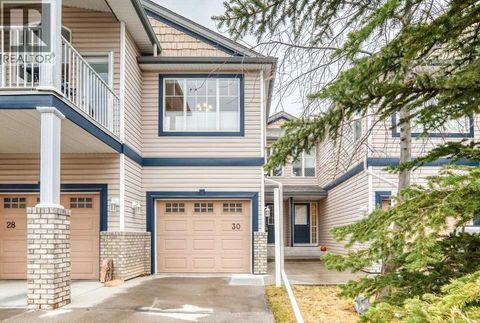 30 Citadel Estates Manor NW Calgary AB T3G5M8