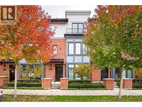 109 2070 CURLING ROAD North Vancouver BC V7P0C9