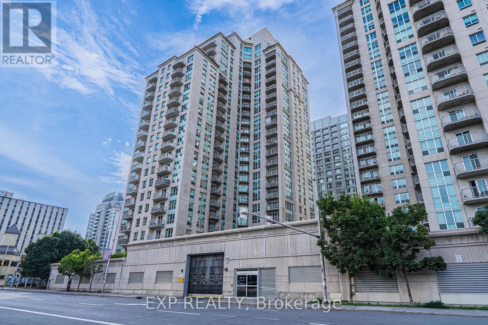 302 - 200 RIDEAU STREET