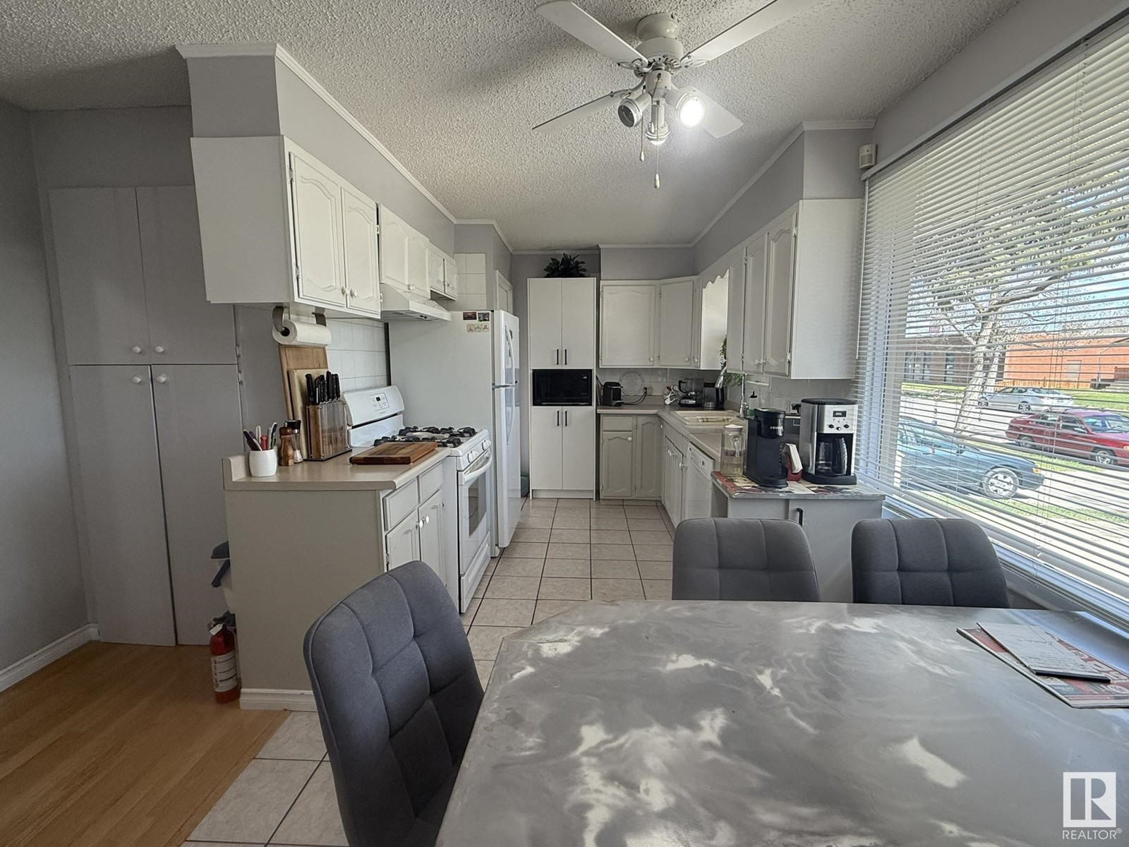 10622 150 ST NW NW