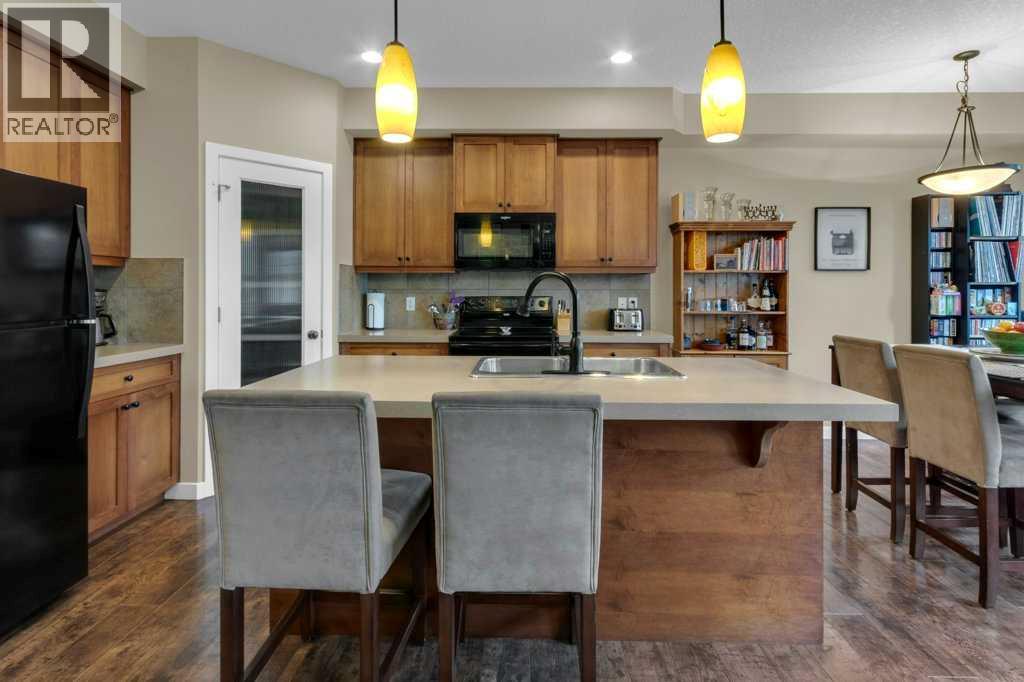 609, 413 River Avenue