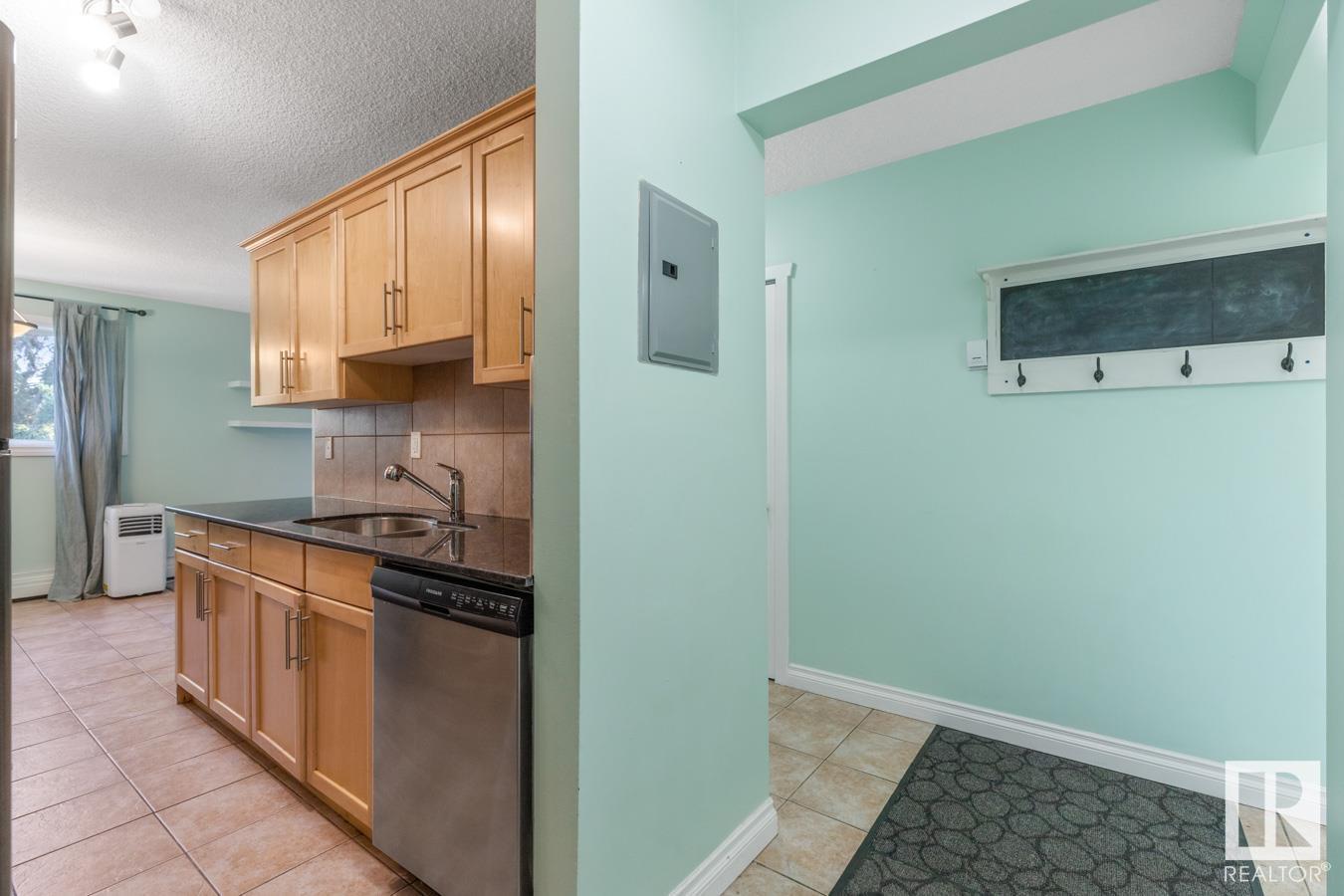 #309 8215 83 AV NW