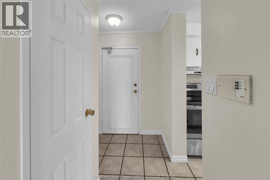 975 Grand AVENUE West Unit# 304