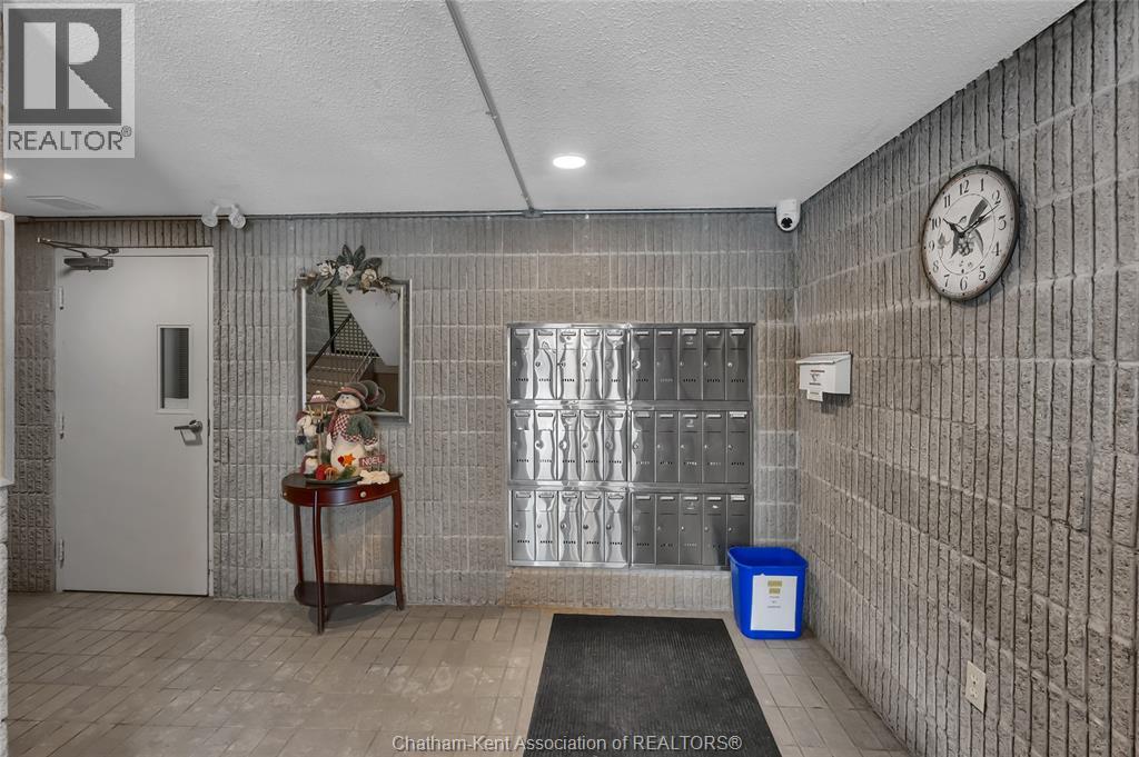 975 Grand AVENUE West Unit# 304