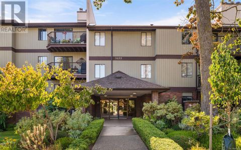 114 1655 Begbie St Victoria BC V8R1L4