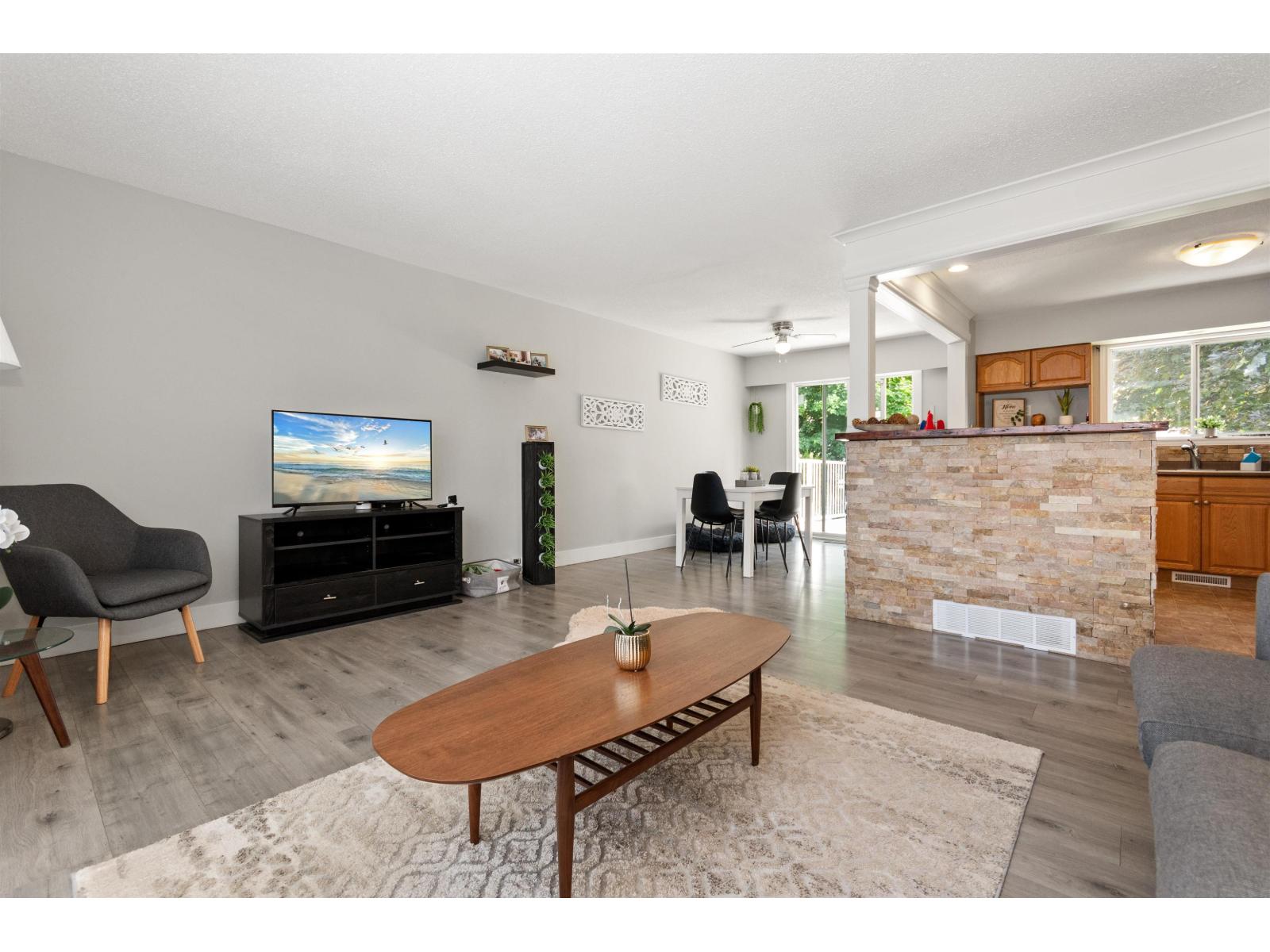 9476 PAULA CRESCENT|Chilliwack Proper East