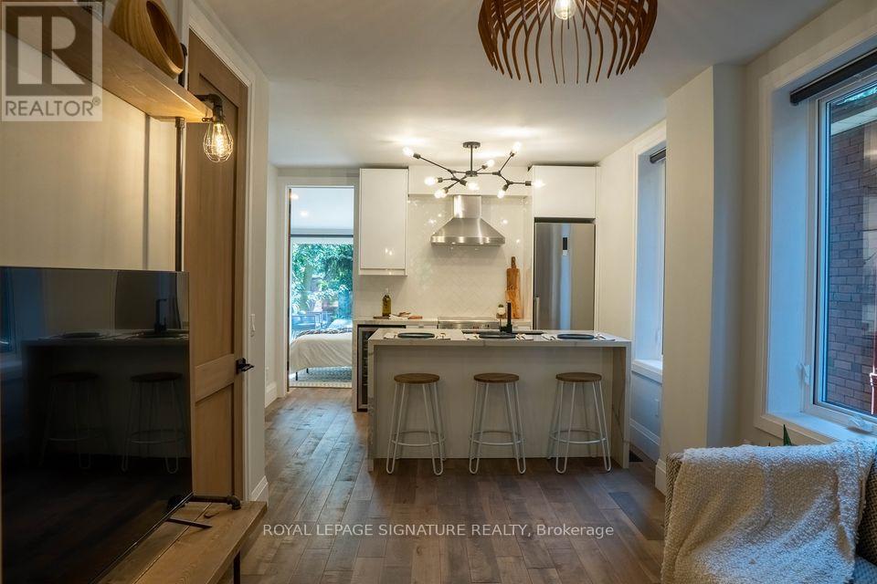 2ND FLOOR - 166 OAKMOUNT ROAD