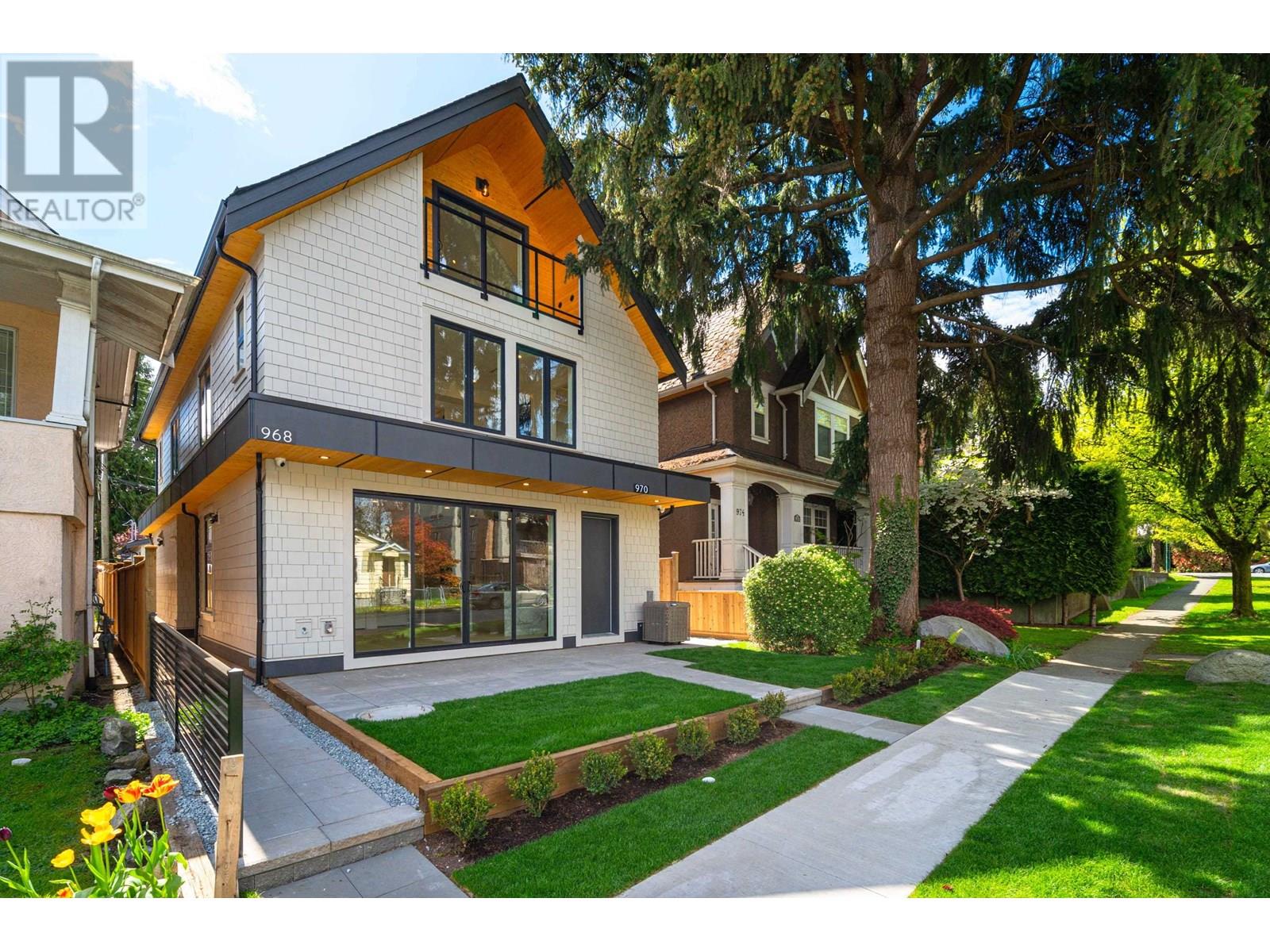 970 W 17TH AVENUE