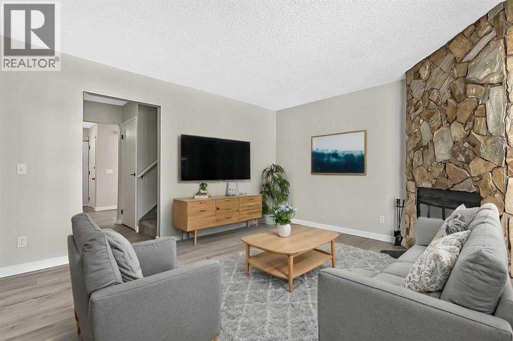 129 Berwick Drive NW