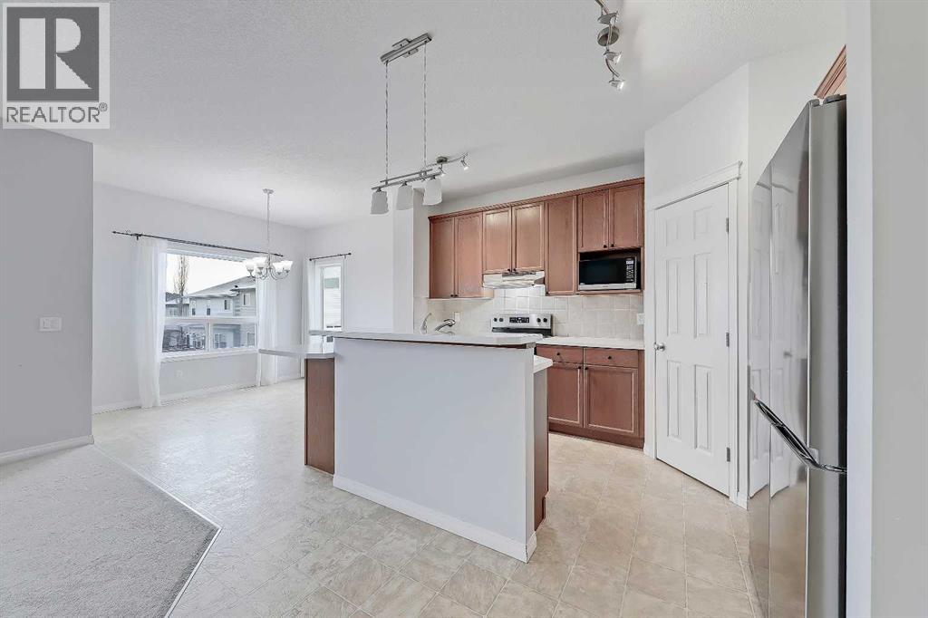 102 Kincora Glen Mews NW