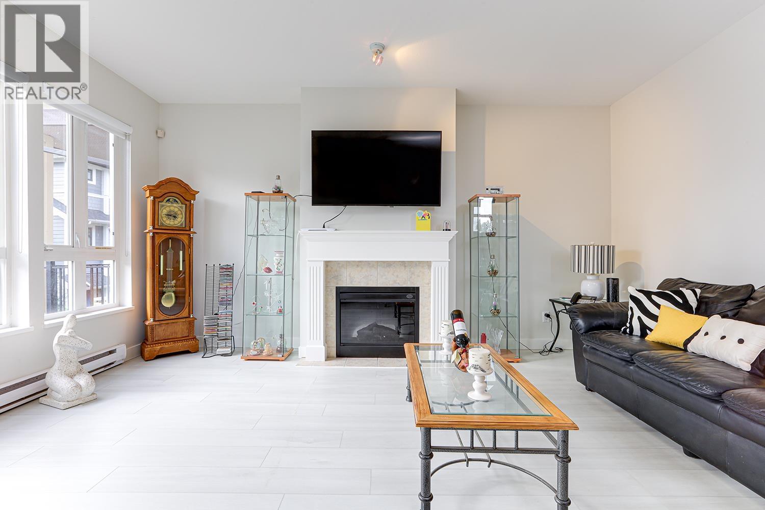 47 160 PEMBINA STREET