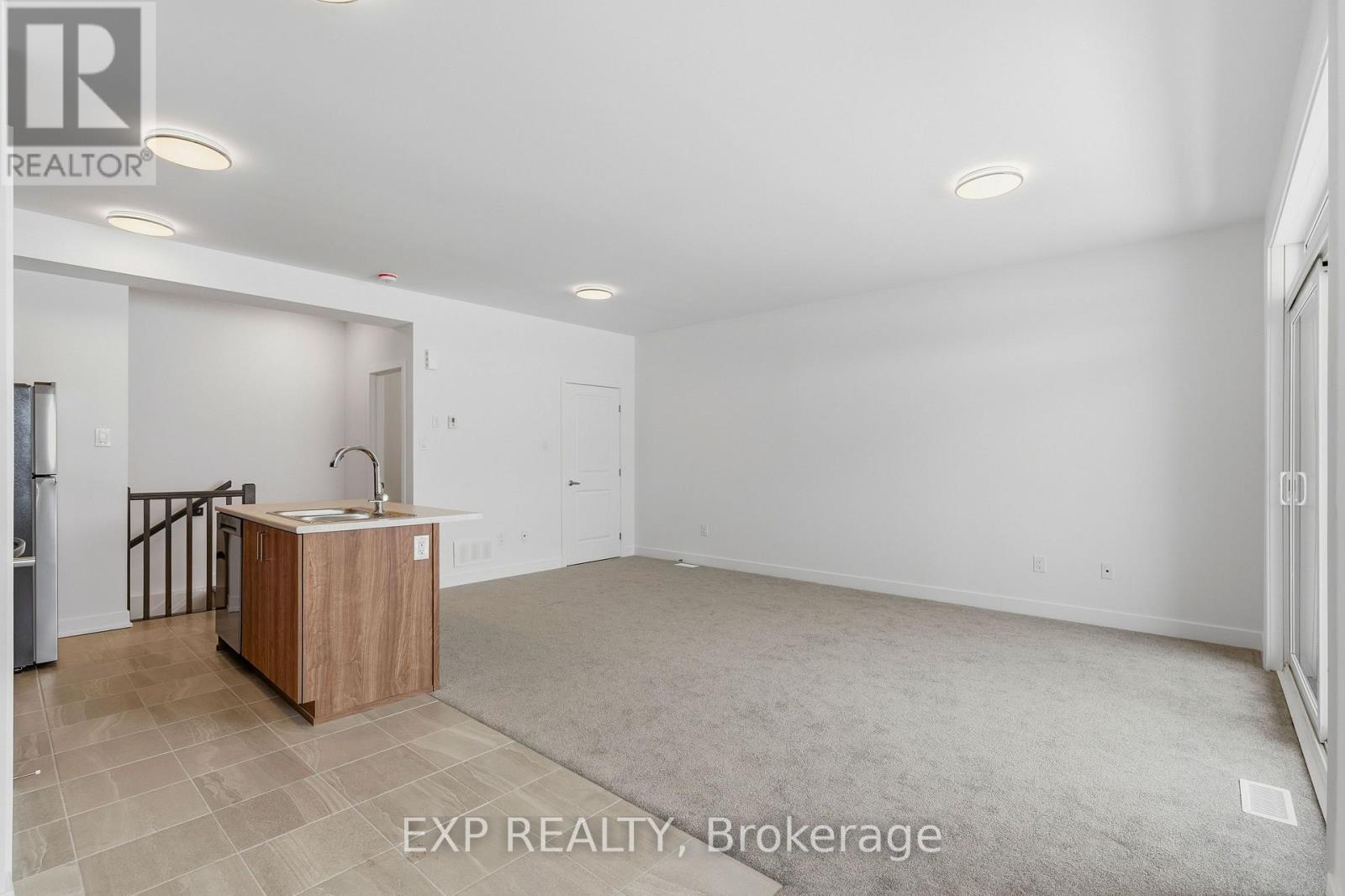 1007 SILHOUETTE PRIVATE